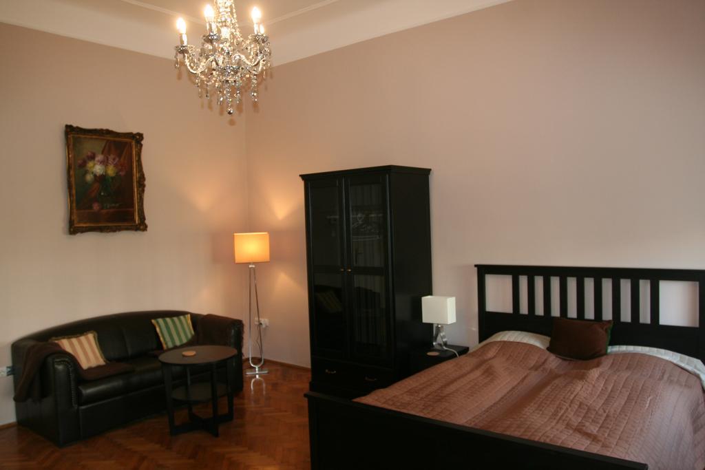Diamonds Apartment With 2 Rooms Near Guzsdu Udvar 布达佩斯 外观 照片